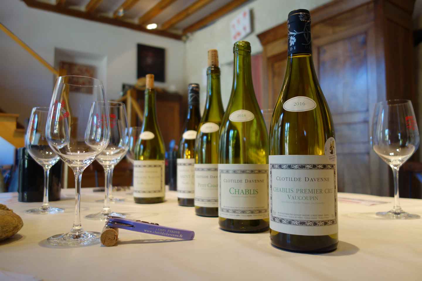 Visite et Dégustation Chablis Clotilde Davenne en français