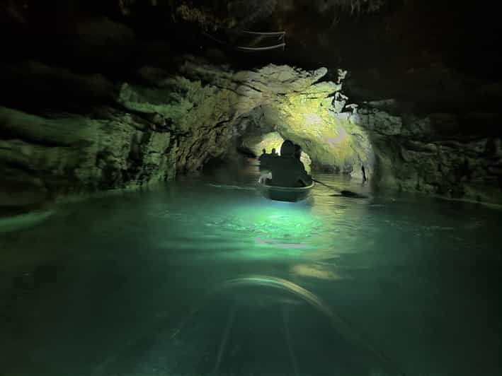 Pula Excursion nocturne en kayak à fond transparent illuminé dans la