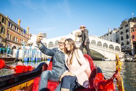 Venice: Private Gondola Ride along Grand Canal