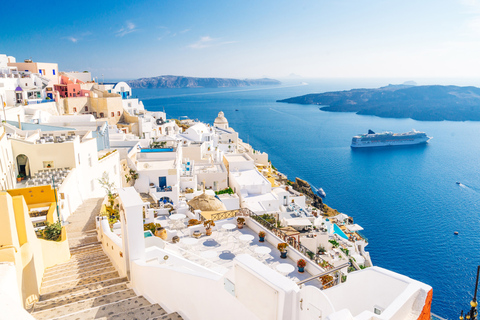 From Heraklion/Rethymno: Santorini Cruise with Pickup