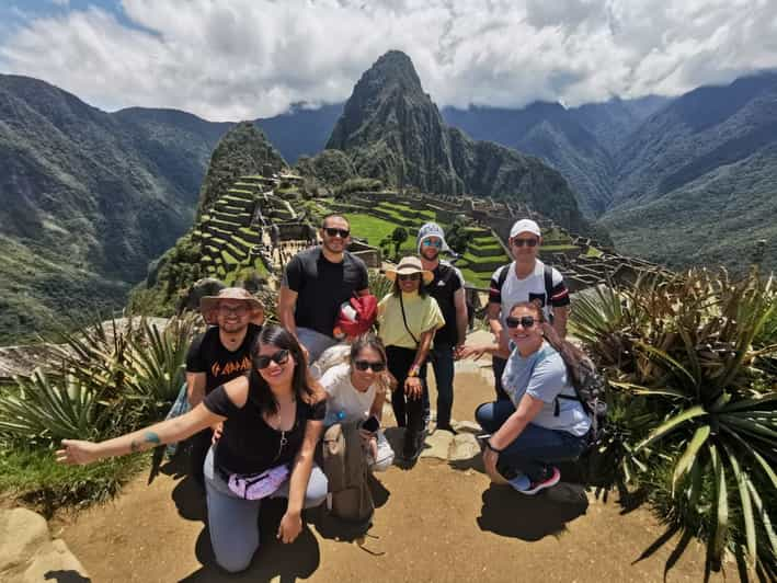 machu picchu group trip