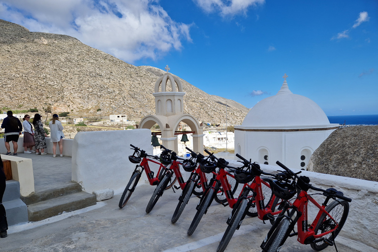 Santorini: Upplevelse av elcykelturFrån Vlichada: Santorini södra rutt guidad E-Bike-tur