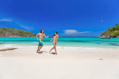 Phuket: begeleide boottocht naar Coral Island en Raya Island