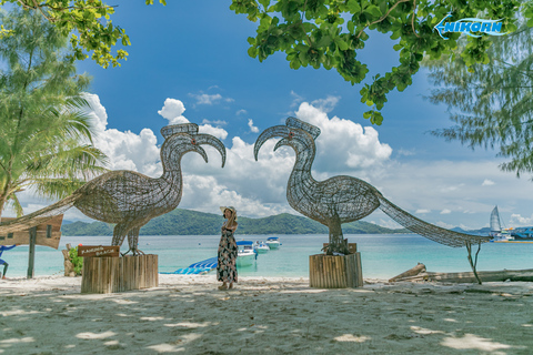 Phuket: viagem diurna à ilha de Coral e jantar ao pôr do sol de catamarãViagem de meio dia para Coral Island e jantar ao pôr do sol de catamarã