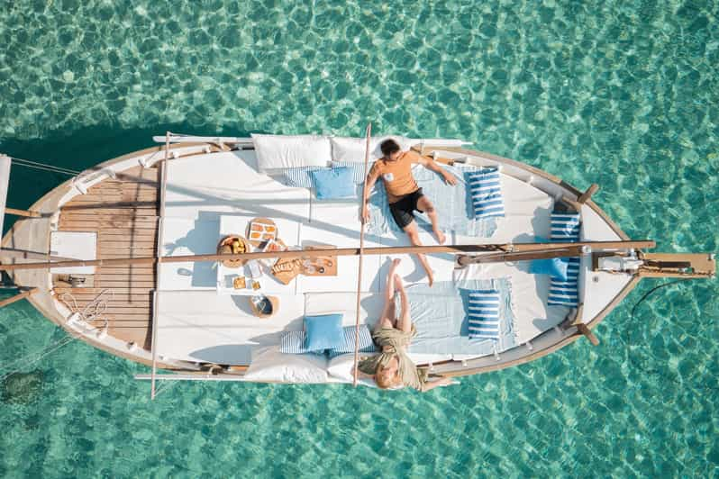 es vedra boat tour