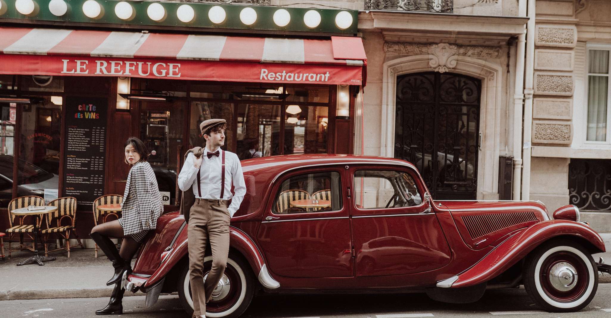 Paris, private Stadtführung in einem Traction Avant oder DS 21 - Hizvo