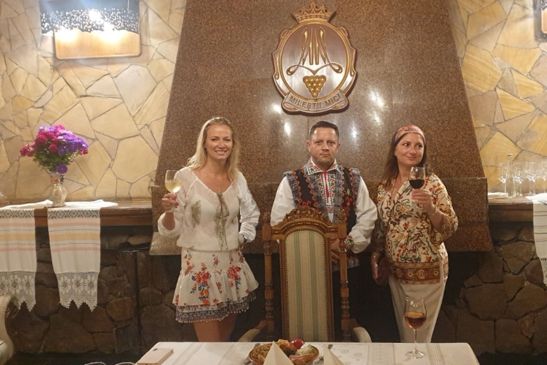 Moldavie : Visite de la cave Milesti Mici avec dégustation de vinsMoldavie : Visite des vignobles Milesti Mici avec dégustation de vins