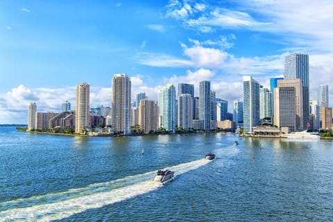 Miami: City Self-Guided App-Based Driving Tour