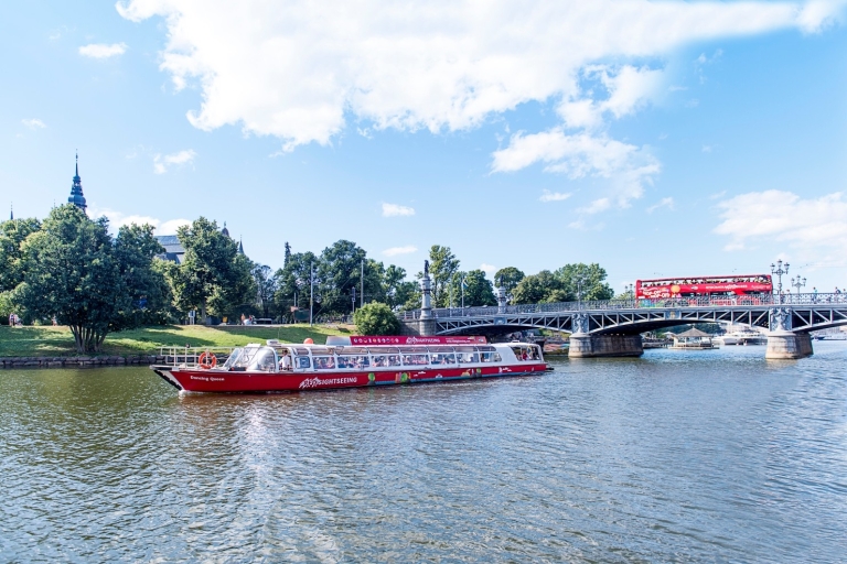 Sztokholm: czerwony autobus typu Hop-On Hop-Off i łódź24-godziny bilet na czerwony autobus Hop-On Hop-Off i łódź
