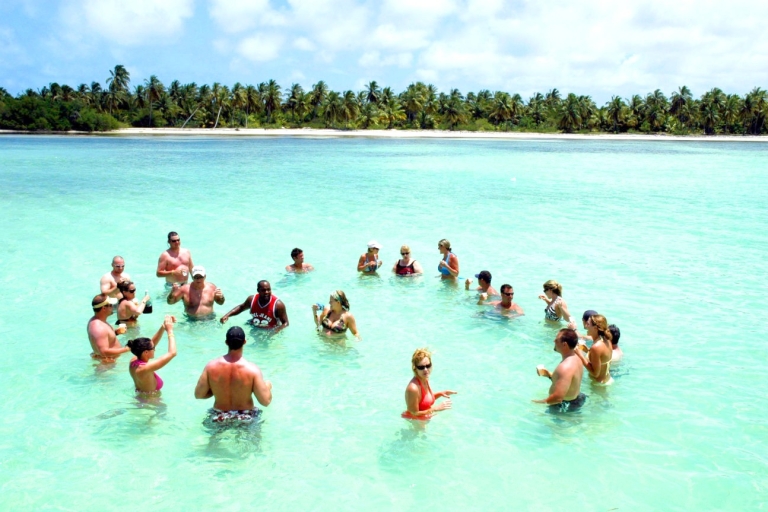 Punta Cana : L'étonnante île de Saona Clasica Journée complètePunta Cana : L'incroyable île de Saona (journée complète)