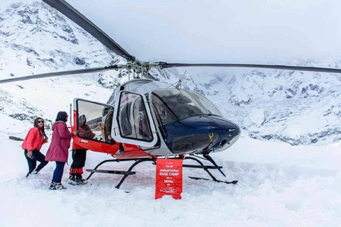 De Pokhara: Passeio panorâmico de helicóptero pelo acampamento base de AnnapurnaDe Pokhara: passeio panorâmico de helicóptero no acampamento base de Annapurna