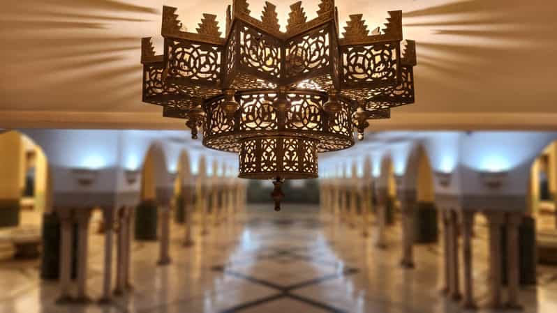 Au départ de Marrakech : Circuit de 2 jours à Casablanca avec hébergement - circuit