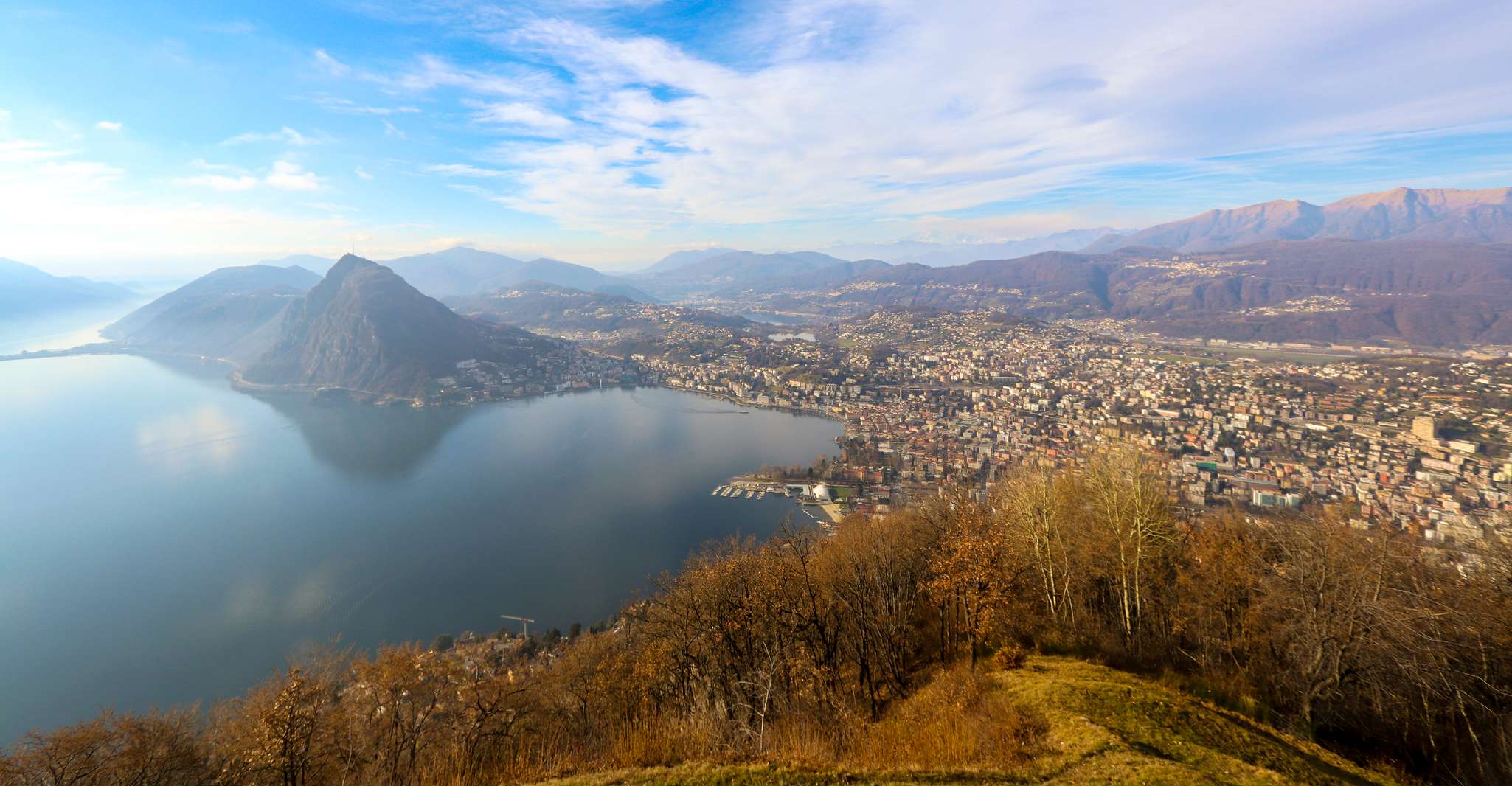 Lugano, Insta-Perfect Walk with a Local - Housity