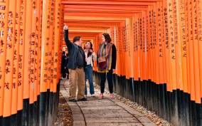 Kyoto: Private Customized Walking Tour with a Local Insider