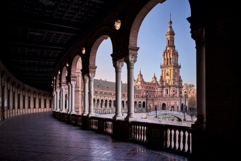 Seville: City Exploration Game and Tour