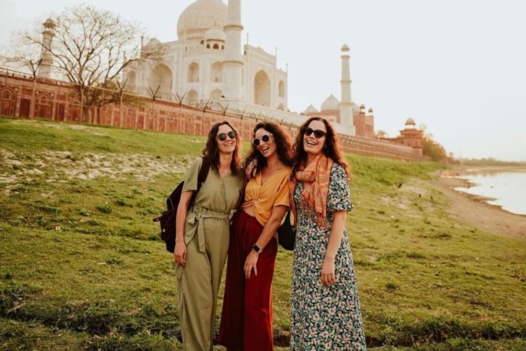 Agra: One Day Private Tour from Delhi Tour with Private Car, Tour Guide and Entrances