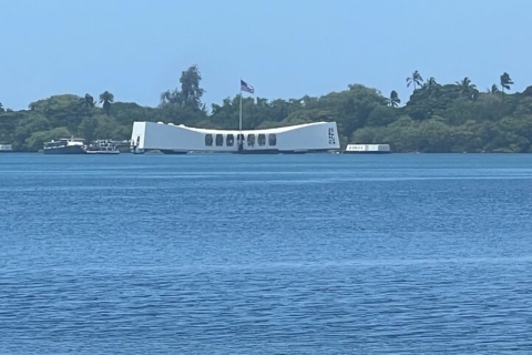 Honolulu:USS Arizona Memorial, Pearl Harbor Stadtrundfahrt&Mittagessen