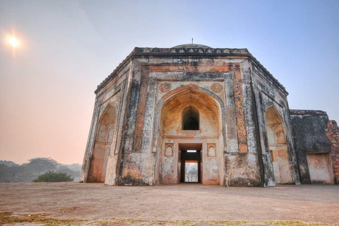 Delhi: Mehrauli with Some Prominent Sites Walk ToursDelhi: Mehrauli Heritage Walk Tours