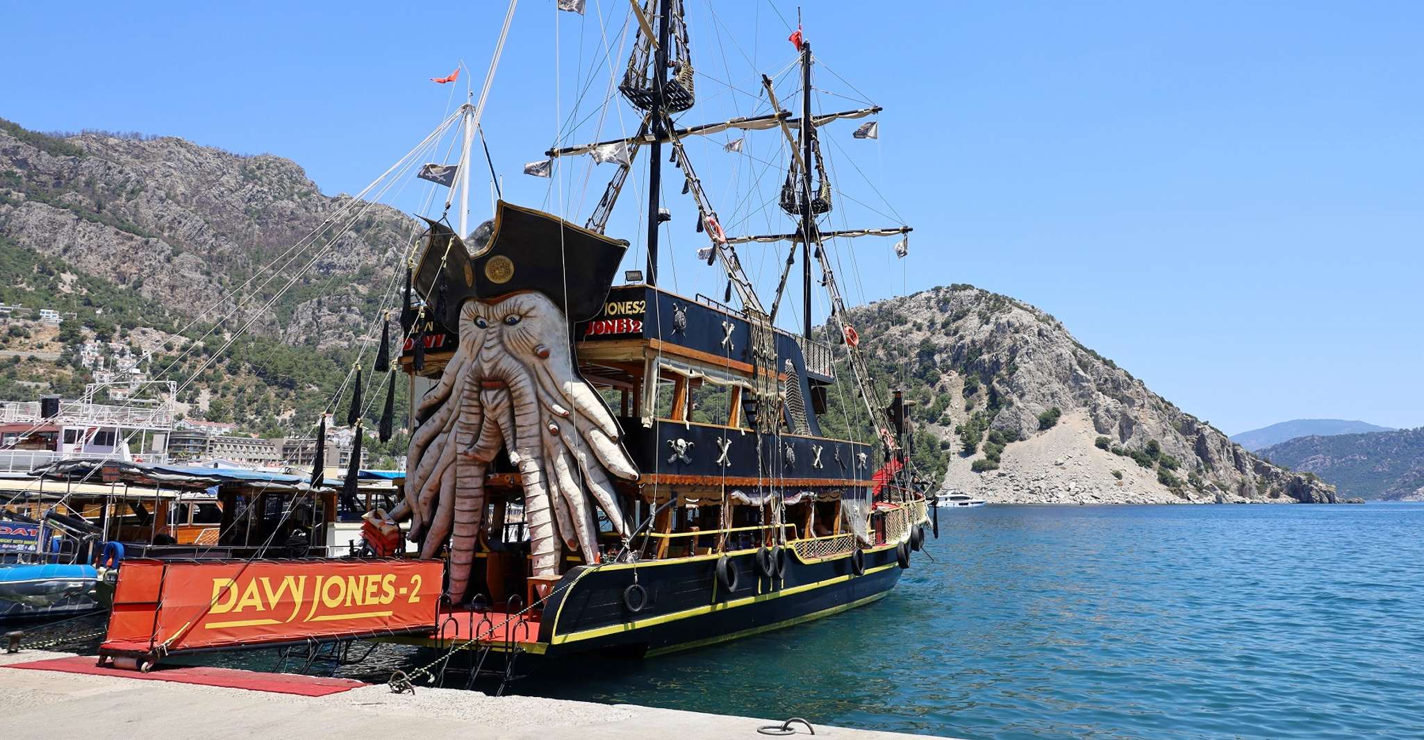 Marmaris, Piratenbootfahrt mit Essen und Getränken - Hizvo