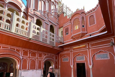 From New Delhi: Jaipur Private Day Trip with GuideTour with all Inclusive