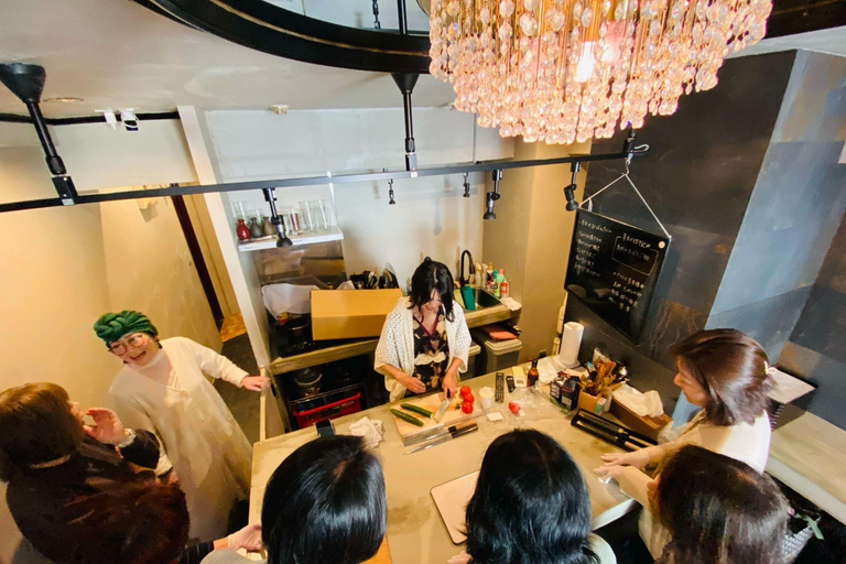 Tokyo: Knife Sharpening and Carving Art Workshop