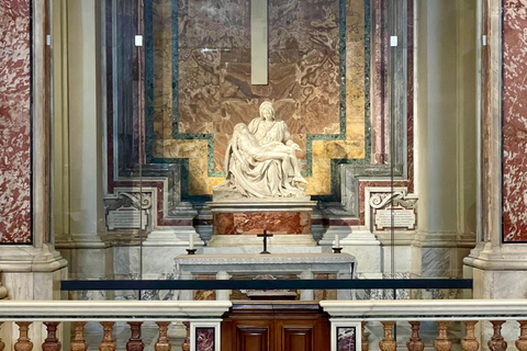 St. Peter's Basilica with the Priority Entrance Tickets Guided tour St. Peter Basilica & Priority Entrance Tickets