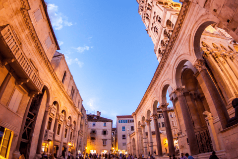 Visita nocturna privada a pie - Split Ciudad Vieja P de Diocleciano