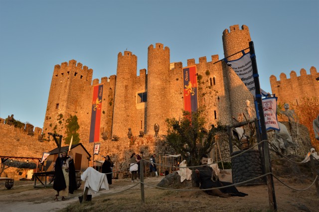 Visit From Caldas da Rainha or Obidos Obidos Castle & Nazaré Tour in Porto