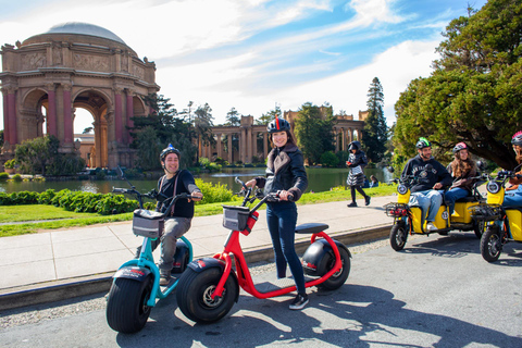 Location de scooters électriques jusqu'au Golden Gate Bridge1.4 Hr E-trike Rental- Seats 2