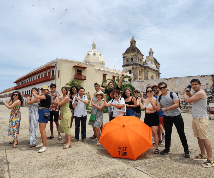 Cartagena: Historic Center and Getsemaní Shared Walking Tour