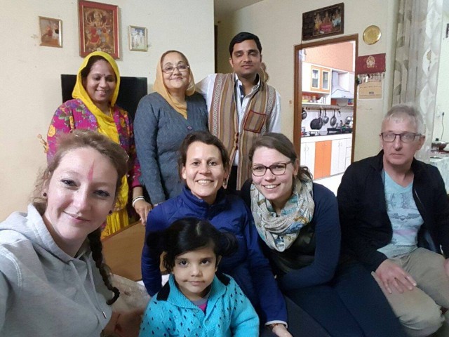 Visit Jaipur Home Cooking Class and Dinner with a Local Family in Jaipur, Rajasthan, India