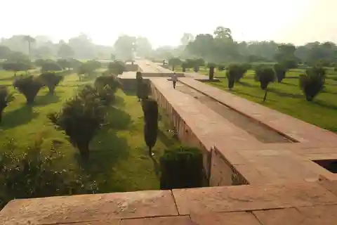 Giardini sul fiume di Agra