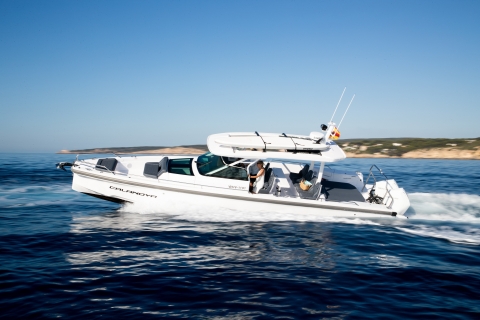 Paradise in Santorini: Ultimate Private Motor Yacht Cruise