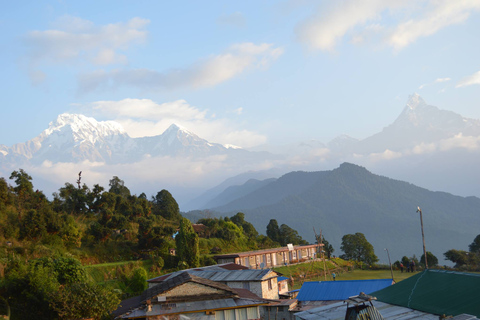 Pokhara: Tageswanderung in den Ausläufern des Annapurna-GebirgesPokhara: Tageswanderung am Fuße des Annapurna-Gebirges