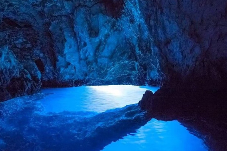 Excursion d'une demi-journée en groupe : Les îles Elaphiti et la grotte bleue de Snorke
