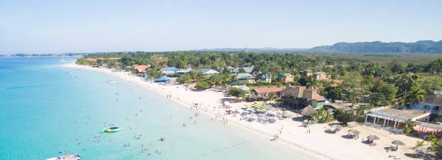 Depuis Montego Bay/Falmouth : Croisière en catamaran sur la plage de Negril