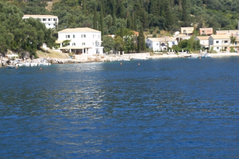 East coast cruise - Sightseeing and BBQ Lunch Corfu Town: Sightseeing Cruise with BBQ Lunch
