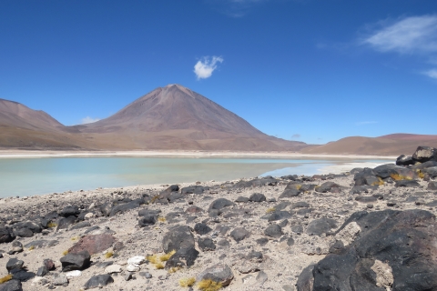 Van La Paz: 2-daagse Uyuni-zoutvlakten en rode lagune per vlucht.
