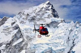 Kathmandu: Everest Base Camp Helikoptertour mit Transfers