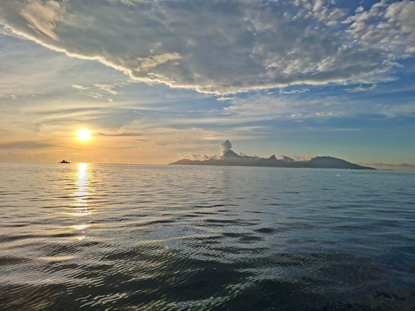 Sunset Magic Cruise – Chill & Apéro in Tahiti Lagoon
