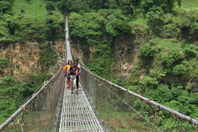 7 Nächte 8 Tage Kathmandu Pokhara Tour mit Dhampus WanderungStandard Option