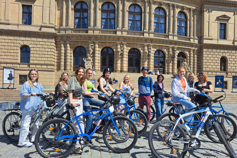 Praga: 2,5-godzinna wycieczka rowerowa z przewodnikiem po mieście