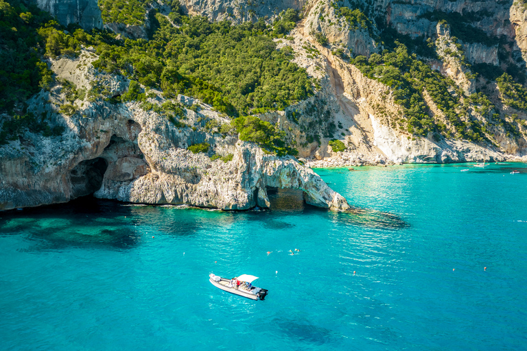Santa Maria Navarrese: Cala Goloritzè and Mariolu Boat Tour