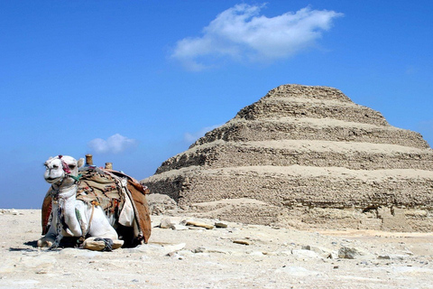 Cairo: Private Tour to Giza Pyramids with Camel Ride &amp; Lunch