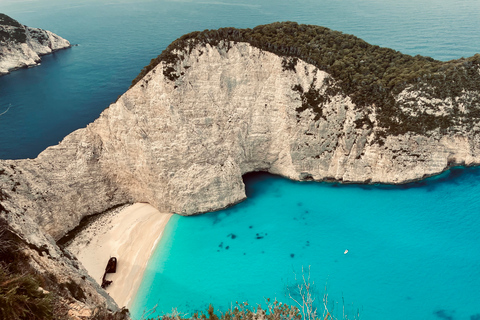 Famous Zakynthos shipwreck -daily cruise