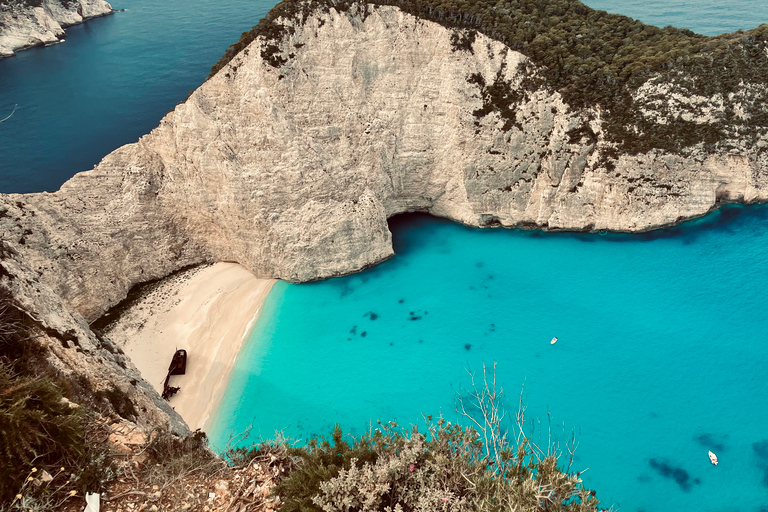 Famous Zakynthos shipwreck -daily cruise