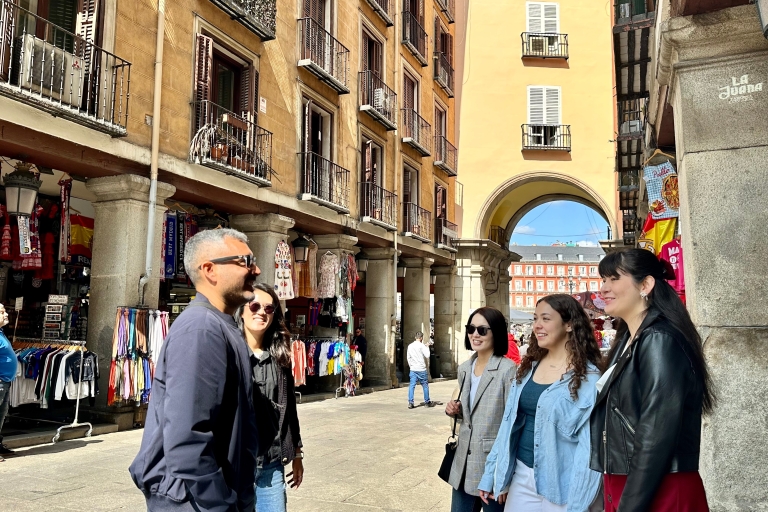 Madrid: Habsburg and Palace Tour with Language Options Korean Tour