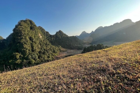 Cao Bang Thang Hen Lake – nocleg na kempingu w Nature Hill