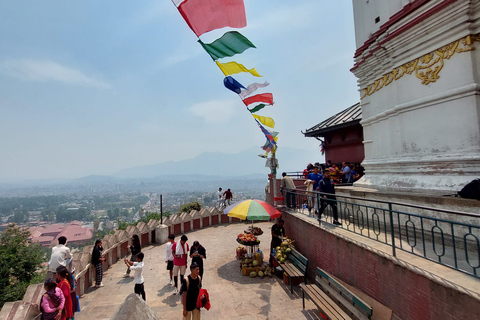 Kathmandu: Guided Walking Tour of Thamel Neighborhood