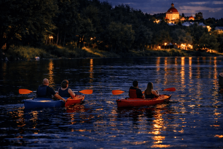 Vilnius: Sunset Evening Kayak Tour in Verkių Regional Park